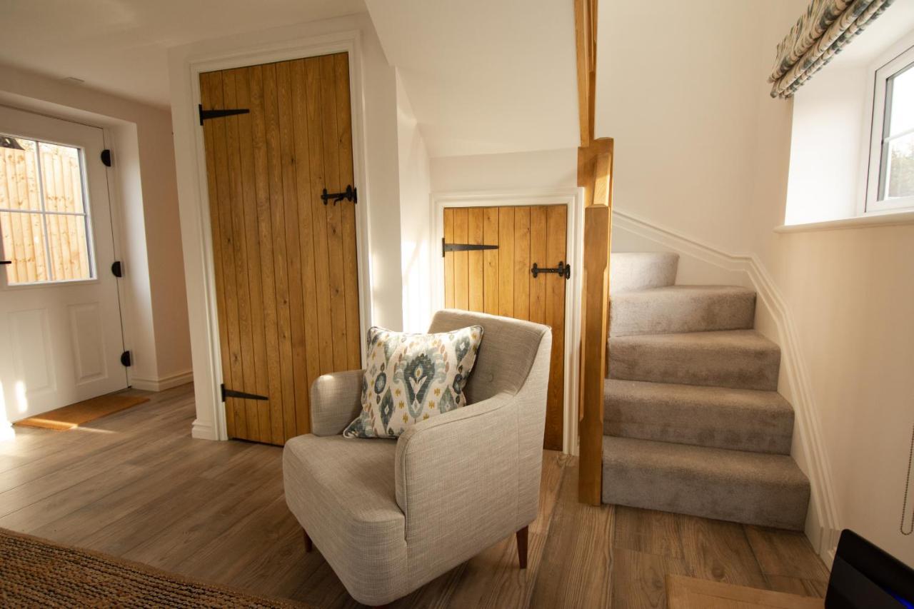 Finwood Green Farm Holiday Cottages-The Calf Shed And The Milk Parlour Henley-in-Arden ภายนอก รูปภาพ