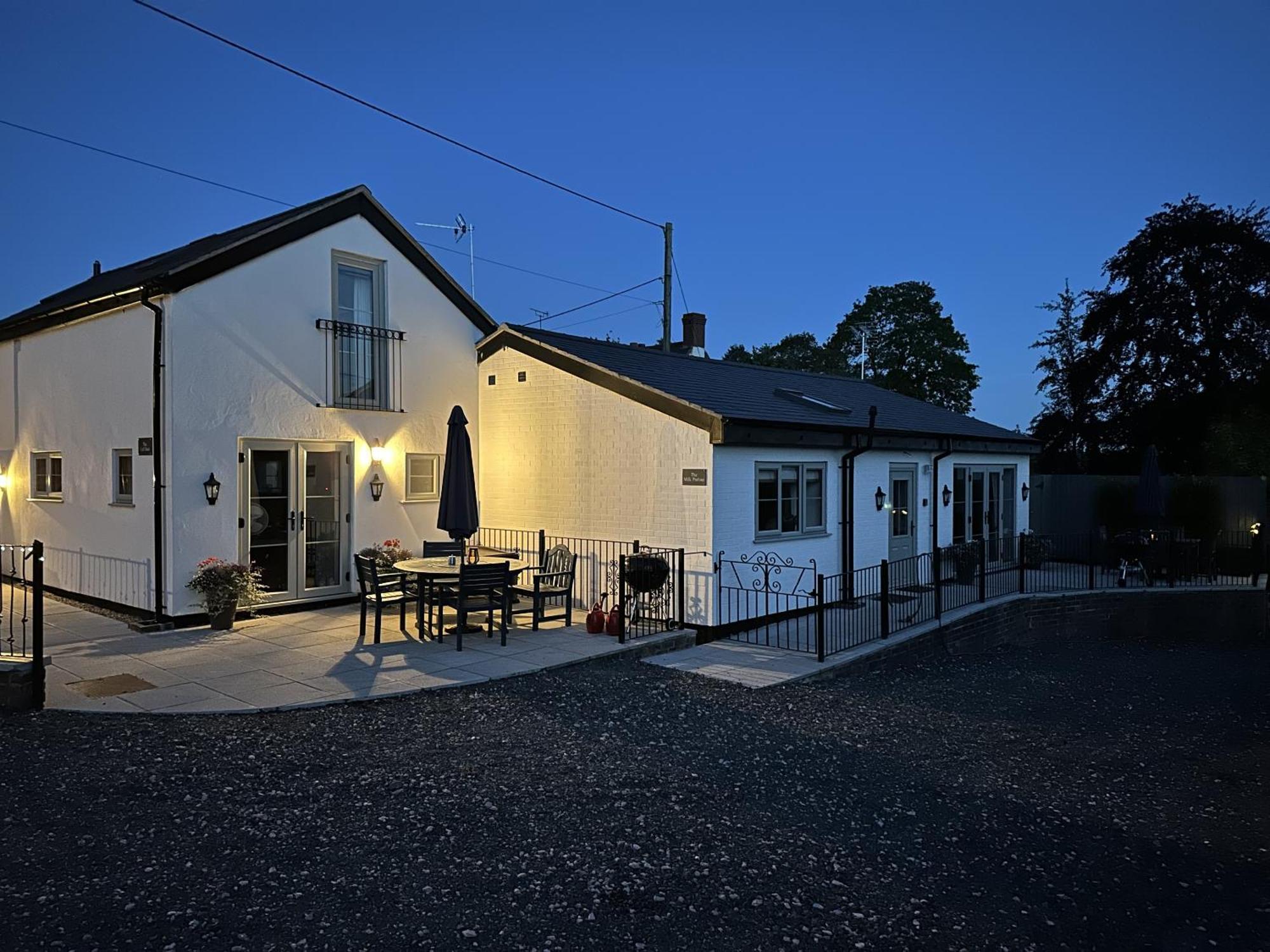 Finwood Green Farm Holiday Cottages-The Calf Shed And The Milk Parlour Henley-in-Arden ห้อง รูปภาพ
