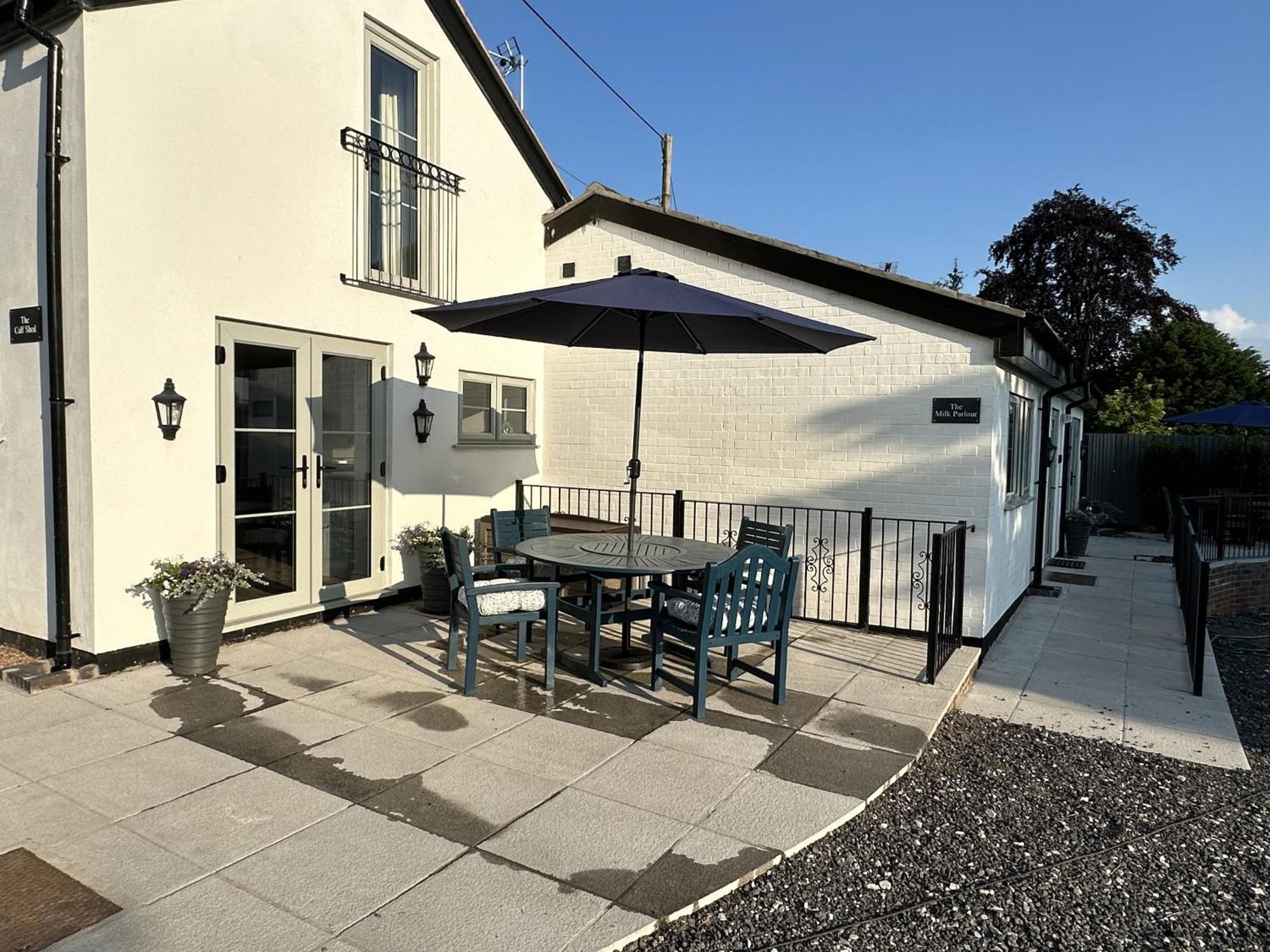 Finwood Green Farm Holiday Cottages-The Calf Shed And The Milk Parlour Henley-in-Arden ภายนอก รูปภาพ